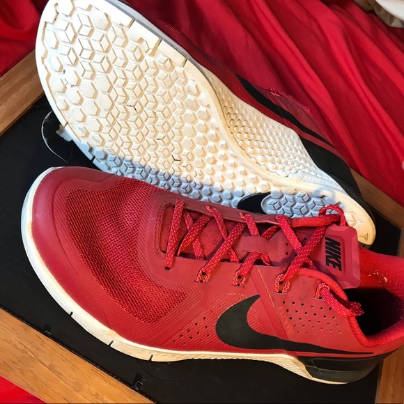 Nike Flywire Running Shoes - Picture 2 of 3